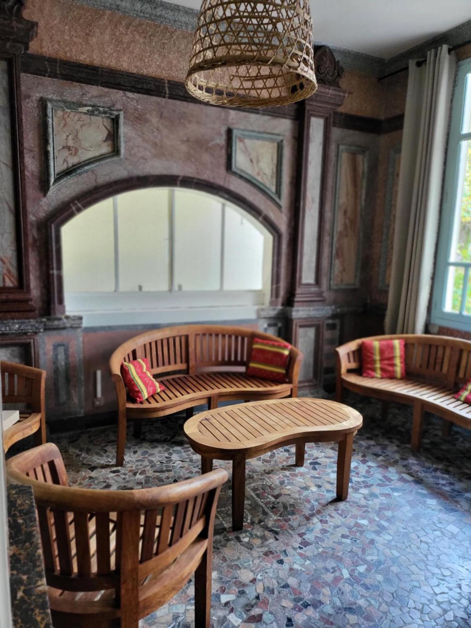 Le Pavillon De L'Intemporelle Bagneres De Bigorre Extérieur photo